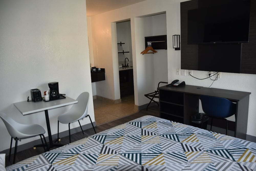 Фото Studio 6 Grand Prairie, Tx