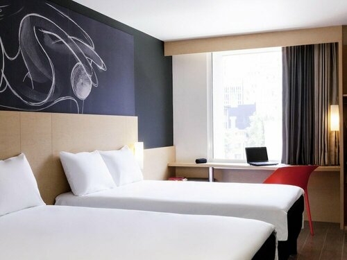 Внешний вид отеля Ibis México Alameda в Мехико, фото 2