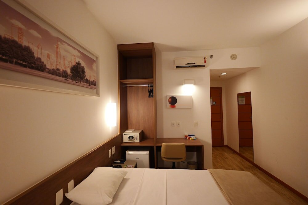 Фото Hotel Samba Linhares