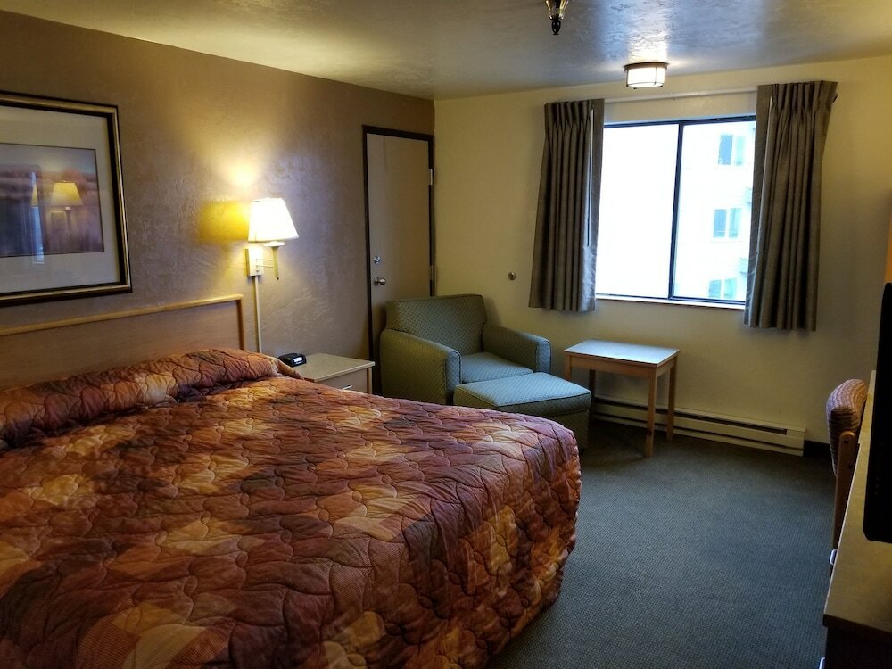 Фото Super 8 by Wyndham Ketchikan