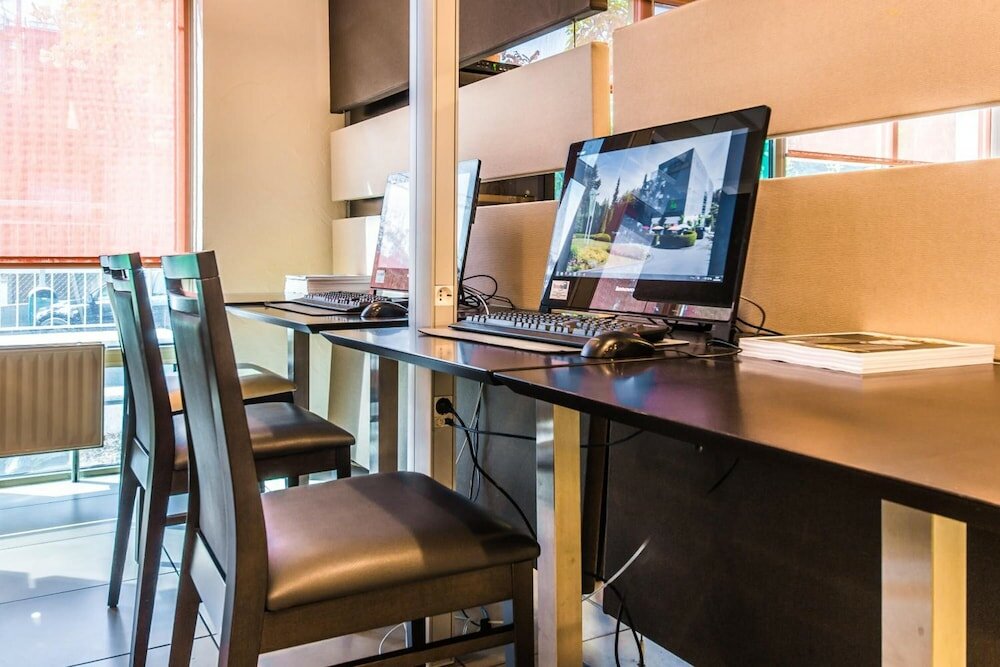 Фото Mandarina Hotel Luxembourg Airport