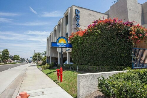 Гостиница Days Inn by Wyndham Orange Anaheim в Оранже