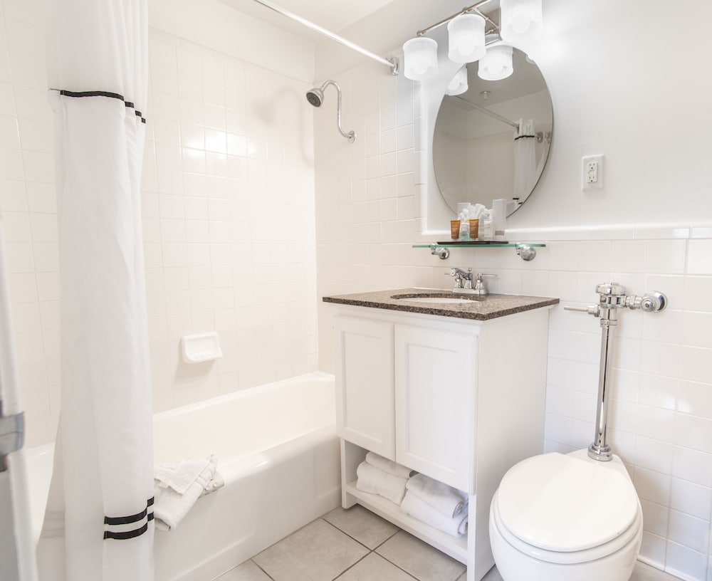 Фото Menger Hotel