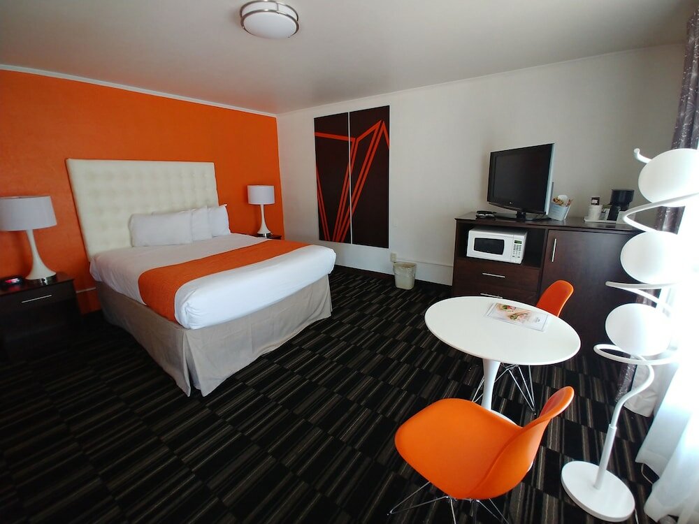 Фото Howard Johnson by Wyndham Modesto Ceres