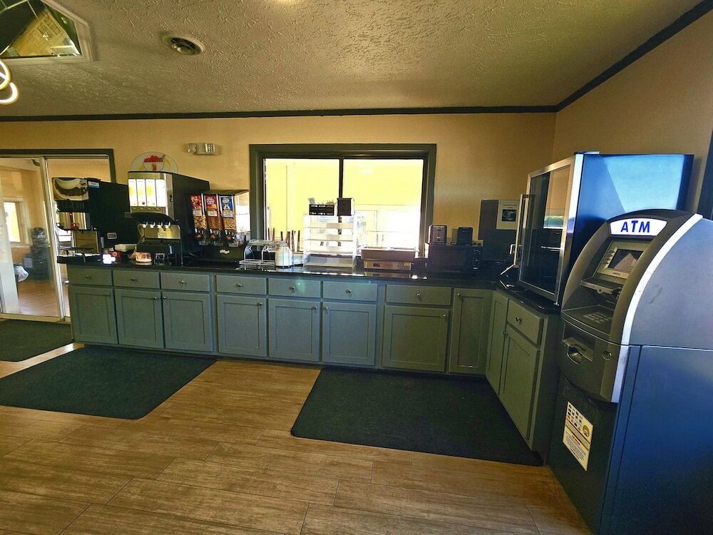 Фото Super 8 by Wyndham Hillsville