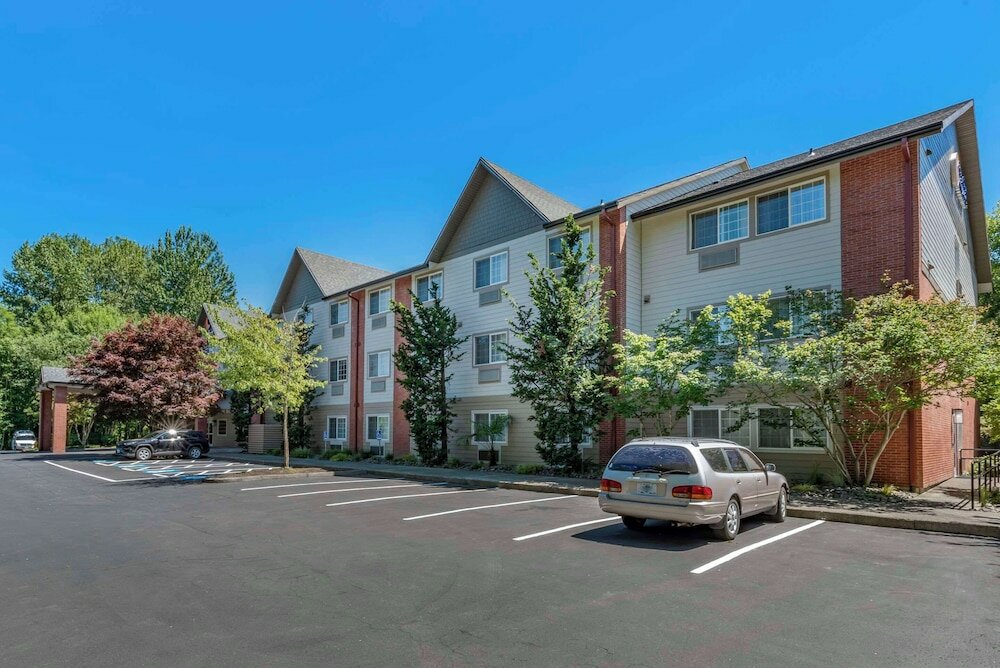 Фото Comfort Inn & Suites Tualatin - Lake Oswego South