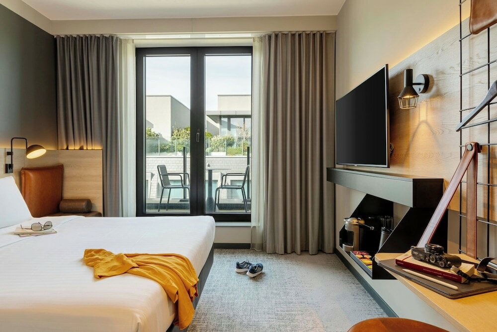 Фото Moxy Brussels City Center