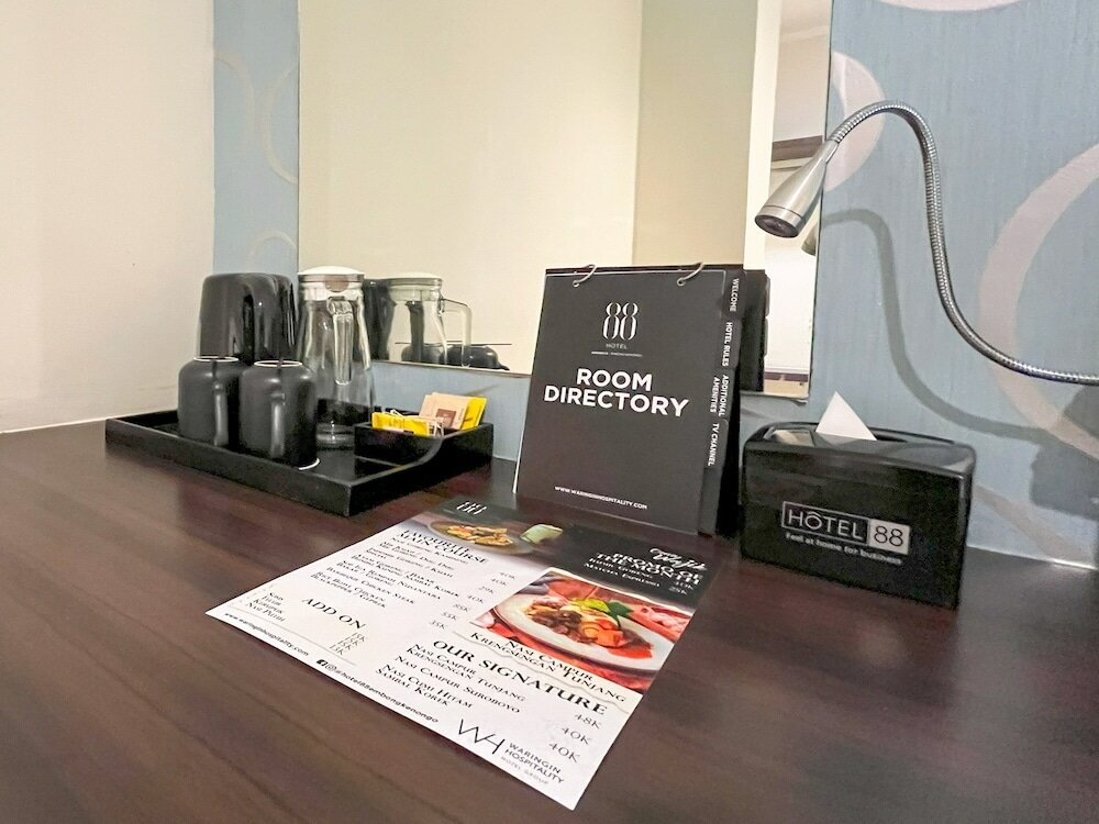 Фото Hotel 88 Embong Kenongo