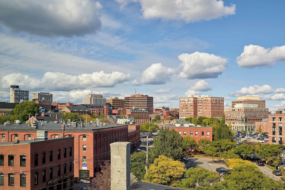 Фото Aloft Portland, Me
