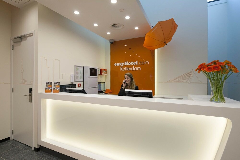 Фото EasyHotel Rotterdam City Centre