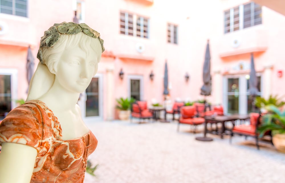 Фото Secret Garden Miami Beach
