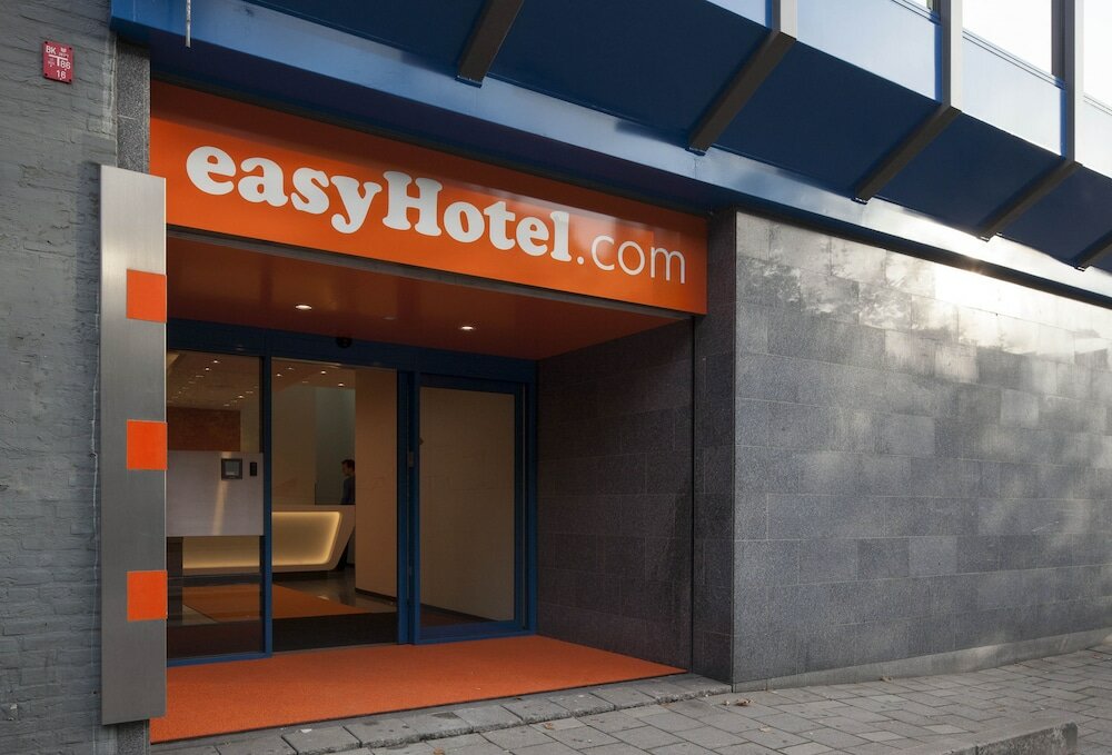 Фото EasyHotel Rotterdam City Centre