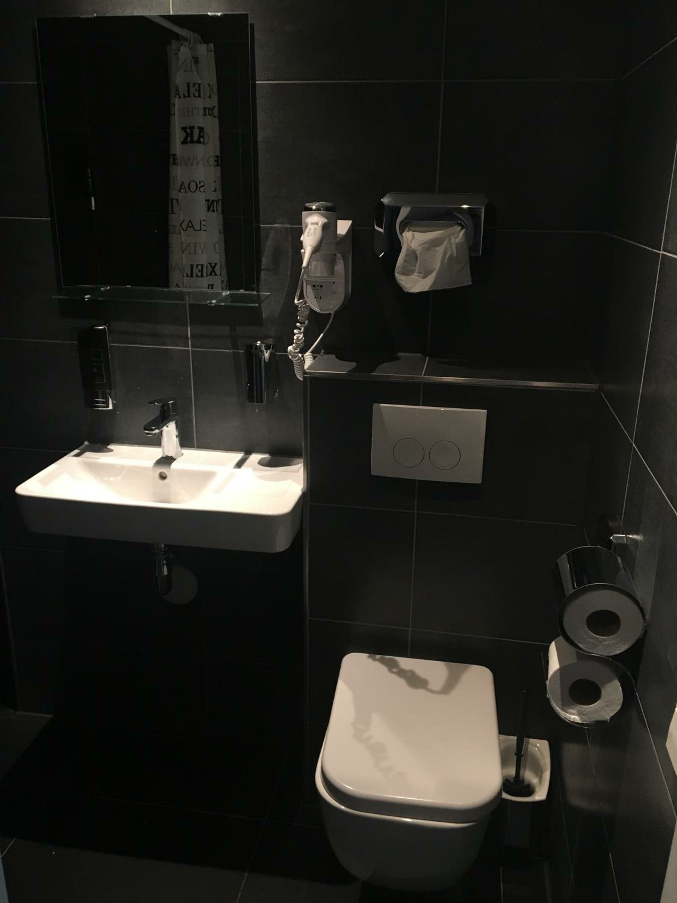 Фото Hotel Manofa