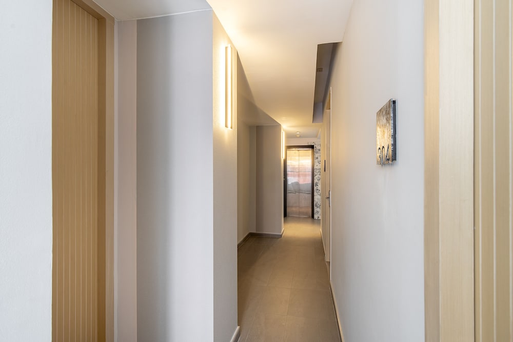 Фото Metz Pratunam Hotel