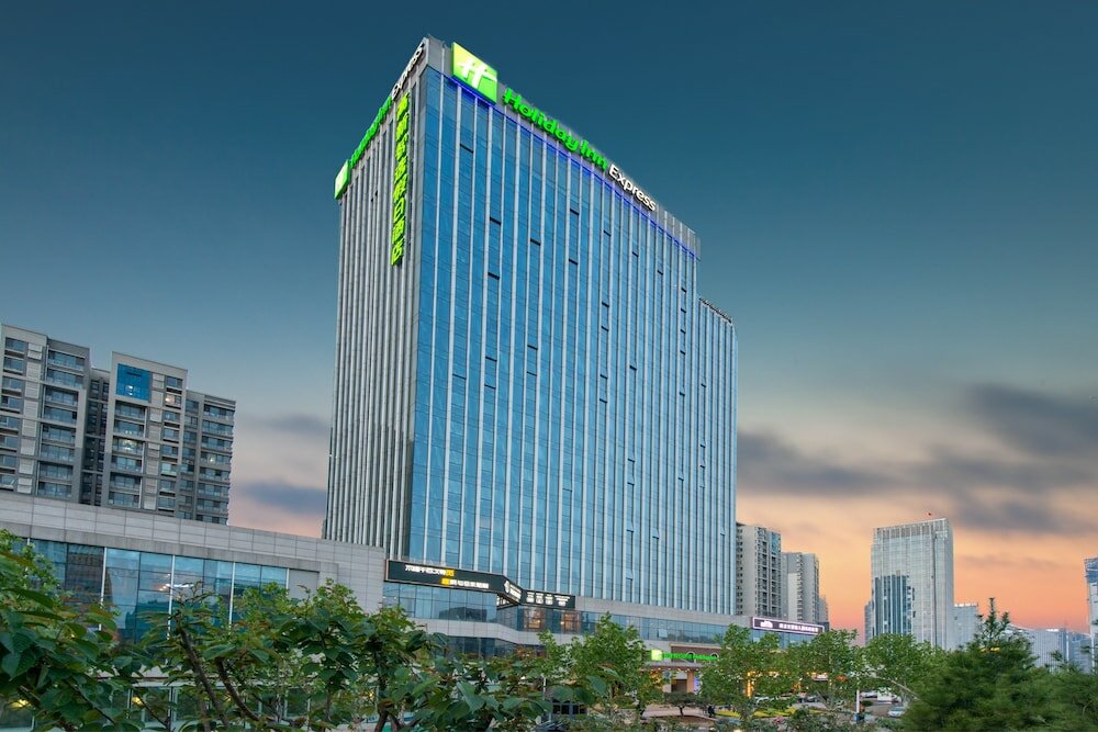 Фото Holiday Inn Express Jinan High-Tech Zone, an Ihg Hotel