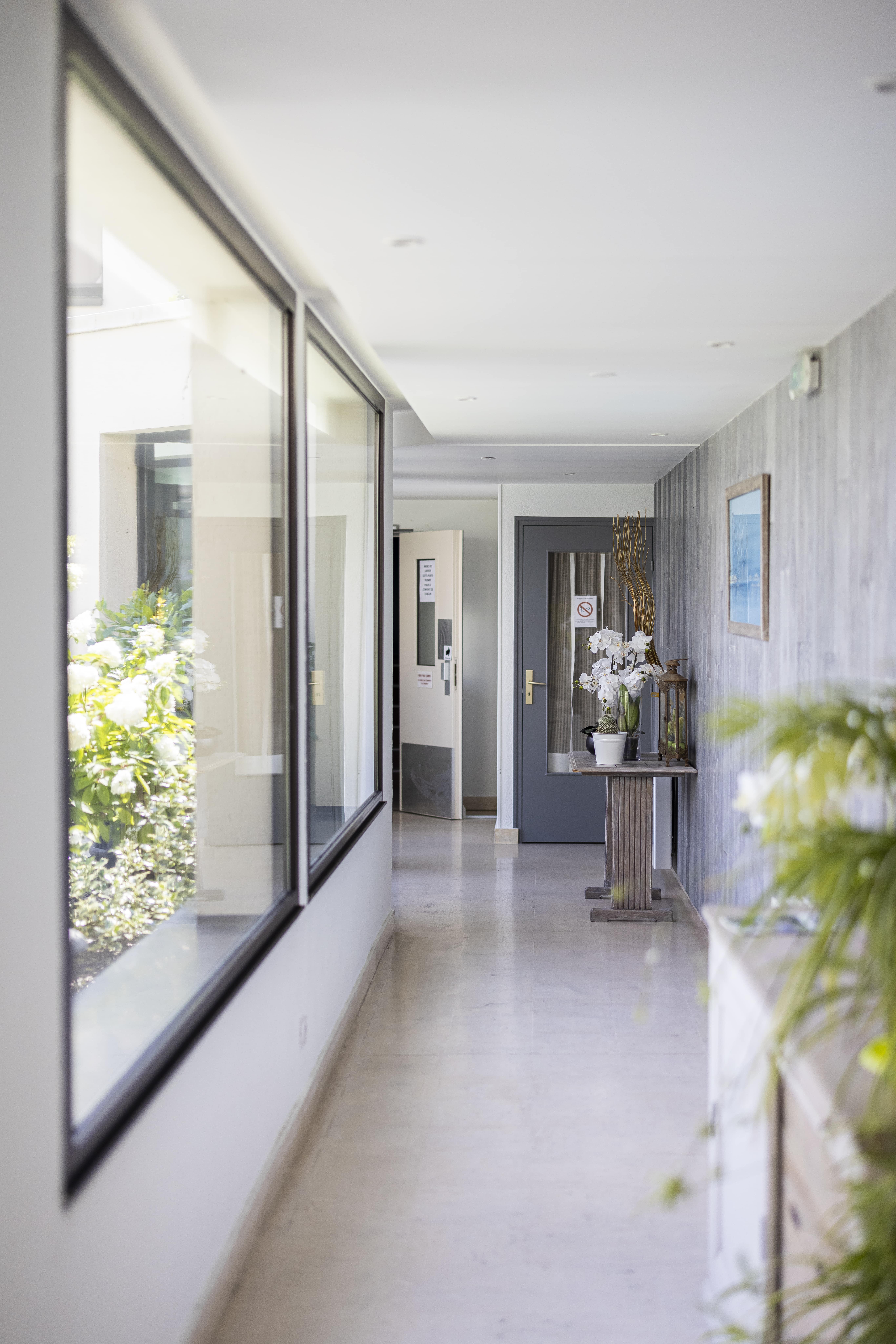 Фото Hôtel Saint Laurent