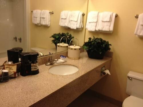 Гостиница Americas Best Value Inn Clinton в Клинтоне