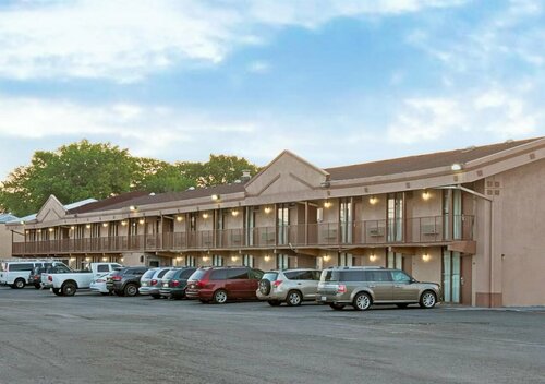 Гостиница Knights Inn South Hackensack в Хакенсаке