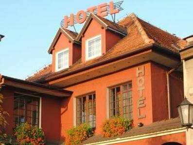 Гостиница Hotel Restaurant Boss в Яроцине