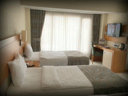 Гостиница Mercia Hotels & Resorts в Кумбургазе