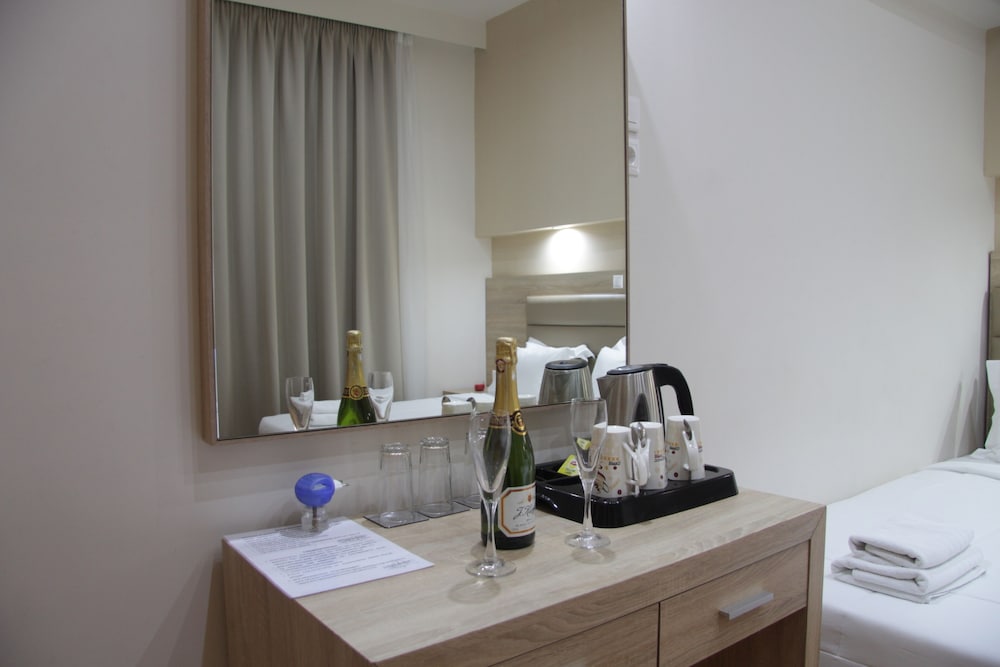 Elikon Hotel - 12