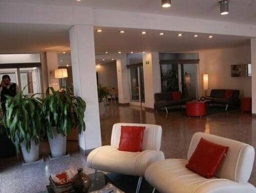 Гостиница Grand Hotel Catamarca в Сан-Фернандо-дель-Валье-де-Катамарка