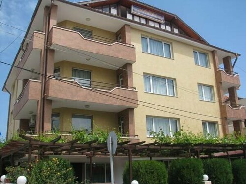 Гостиница Sunrise Hotel в Равде