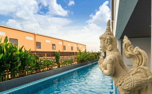 Гостиница The Thames Pool Access Resort в Чалонге