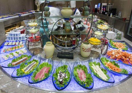 Гостиница Taishan Blossom Hotel в Тайане