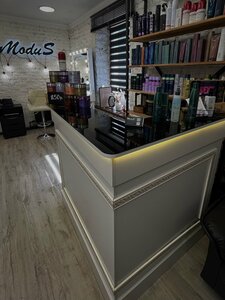 Modus Studiya Krasoty (Velikiye Luki, Druzhby Street, 19) ، صالون تجميل