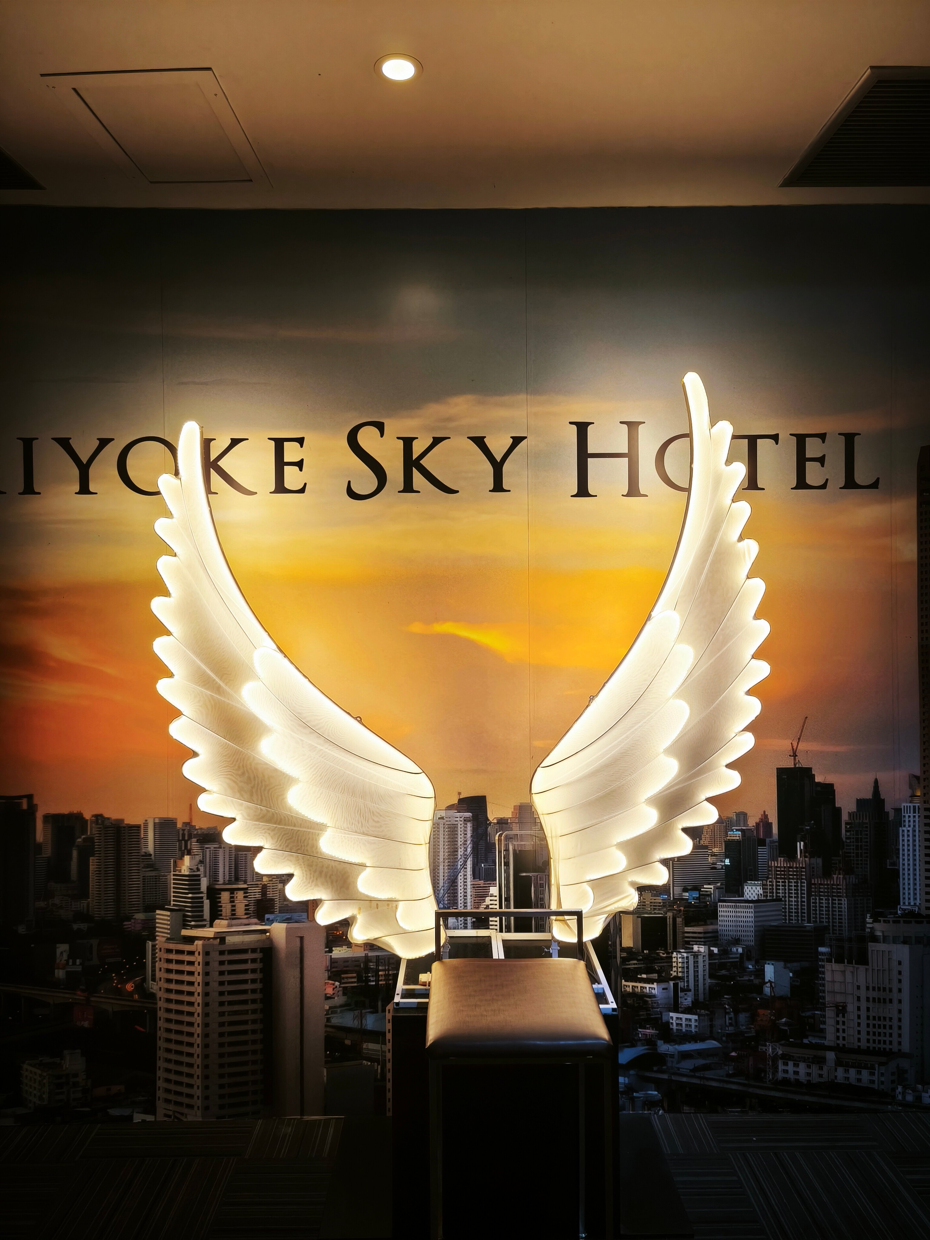 Фото Baiyoke Sky Hotel