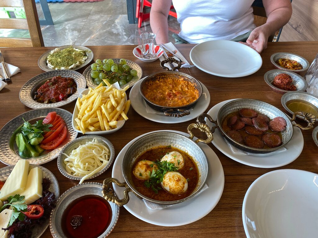 Cafe Bilgiçler Et Köfte - Başiskele, Basiskele, photo