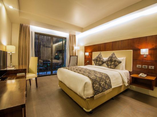 Фото Ariana Hotel