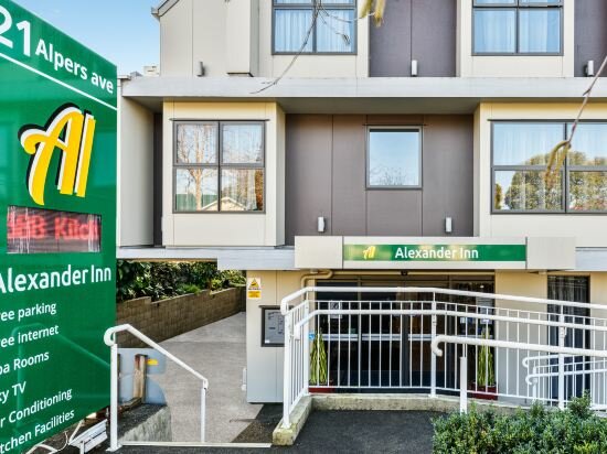 Фото Quality Suites Alexander Inn