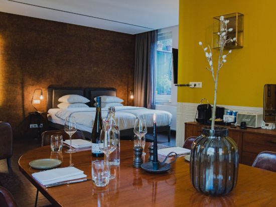 Фото Hotel V Nesplein