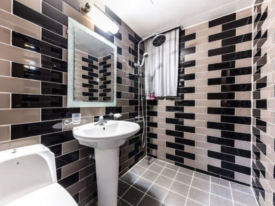 Фото Yeongdeungpo Hotel Home