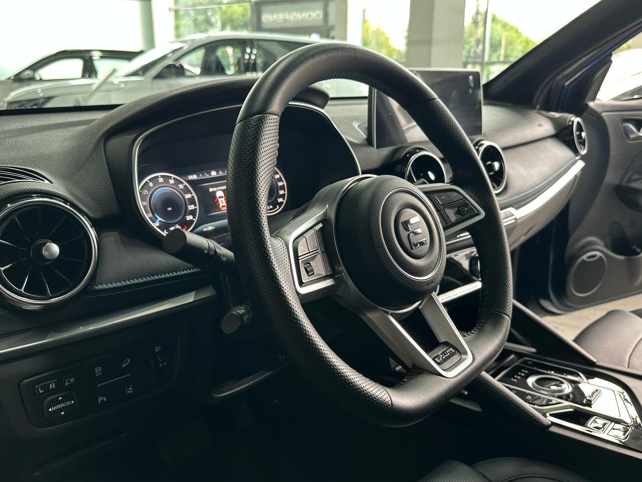 photo Evolute, Р-Центр