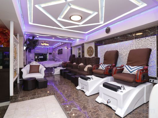 Фото Natural Beach Hotel