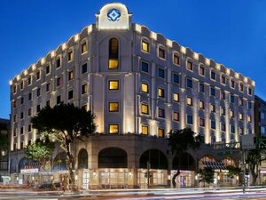 Гостиница The Riviera Hotel