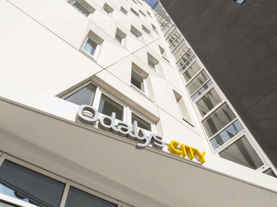 Фото отеля 2