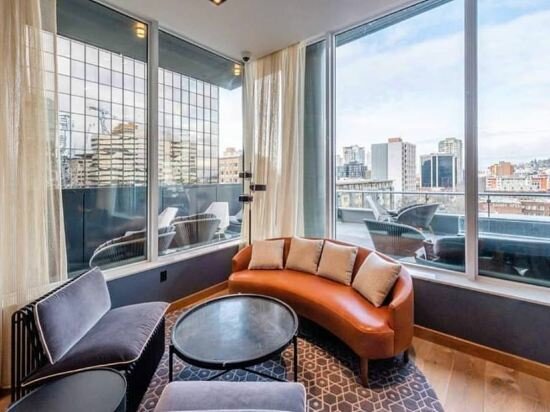 Фото The Sound Hotel Seattle Belltown, Tapestry Collection by Hilton