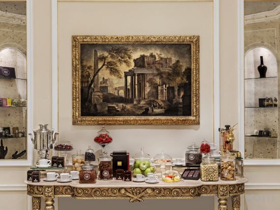 Фото The St. Regis Rome