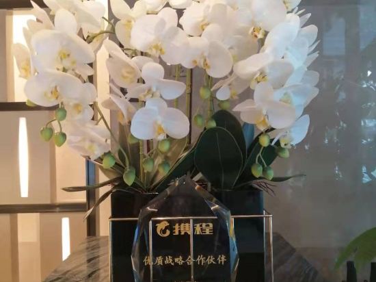 Фото Echarm Hotel