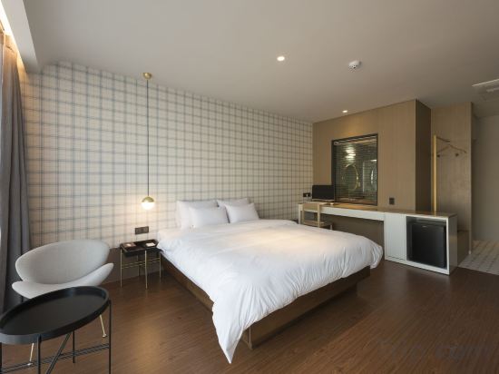 Фото Hound Hotel Seomyeon - Bumcheon