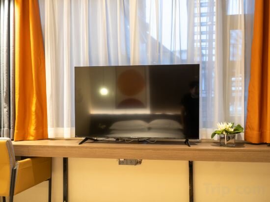 Фото Ruifeng Hotel Railway Station Store