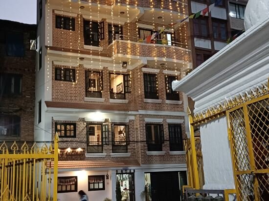 Фото отеля 1