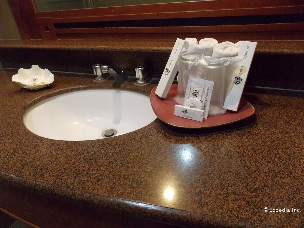 Фото Mo2 Westown Hotel Bacolod - Mandalagan