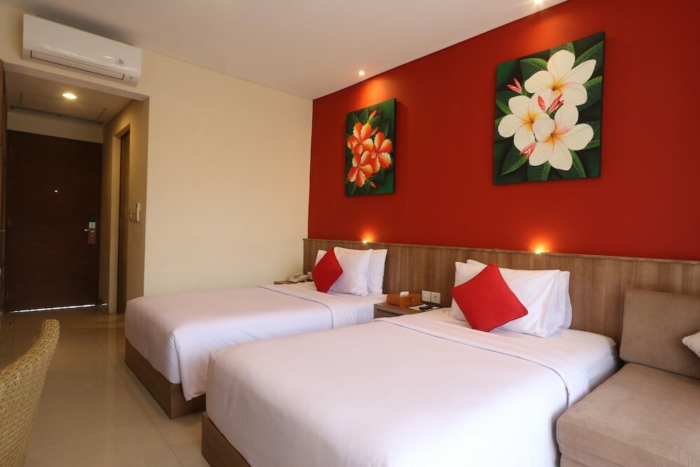 Фото Grand La Walon Hotel