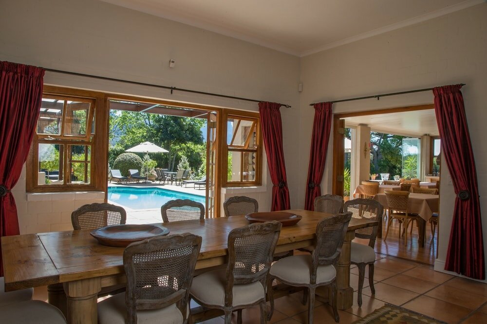 Фото Summit Place Guest House