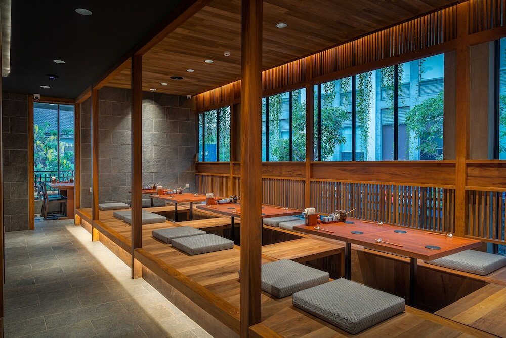 Фото The Aviary Hotel